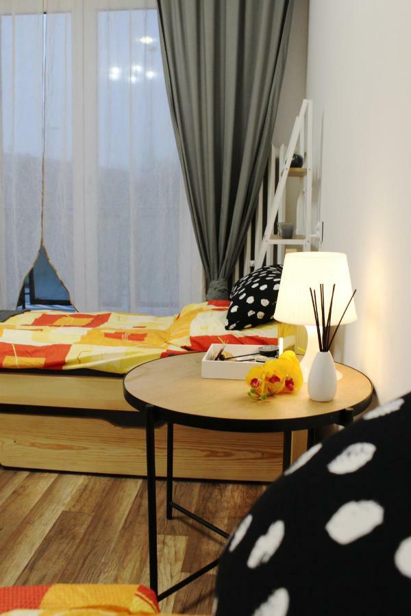 Klimatyczny Apartament Hotel Катовице Екстериор снимка