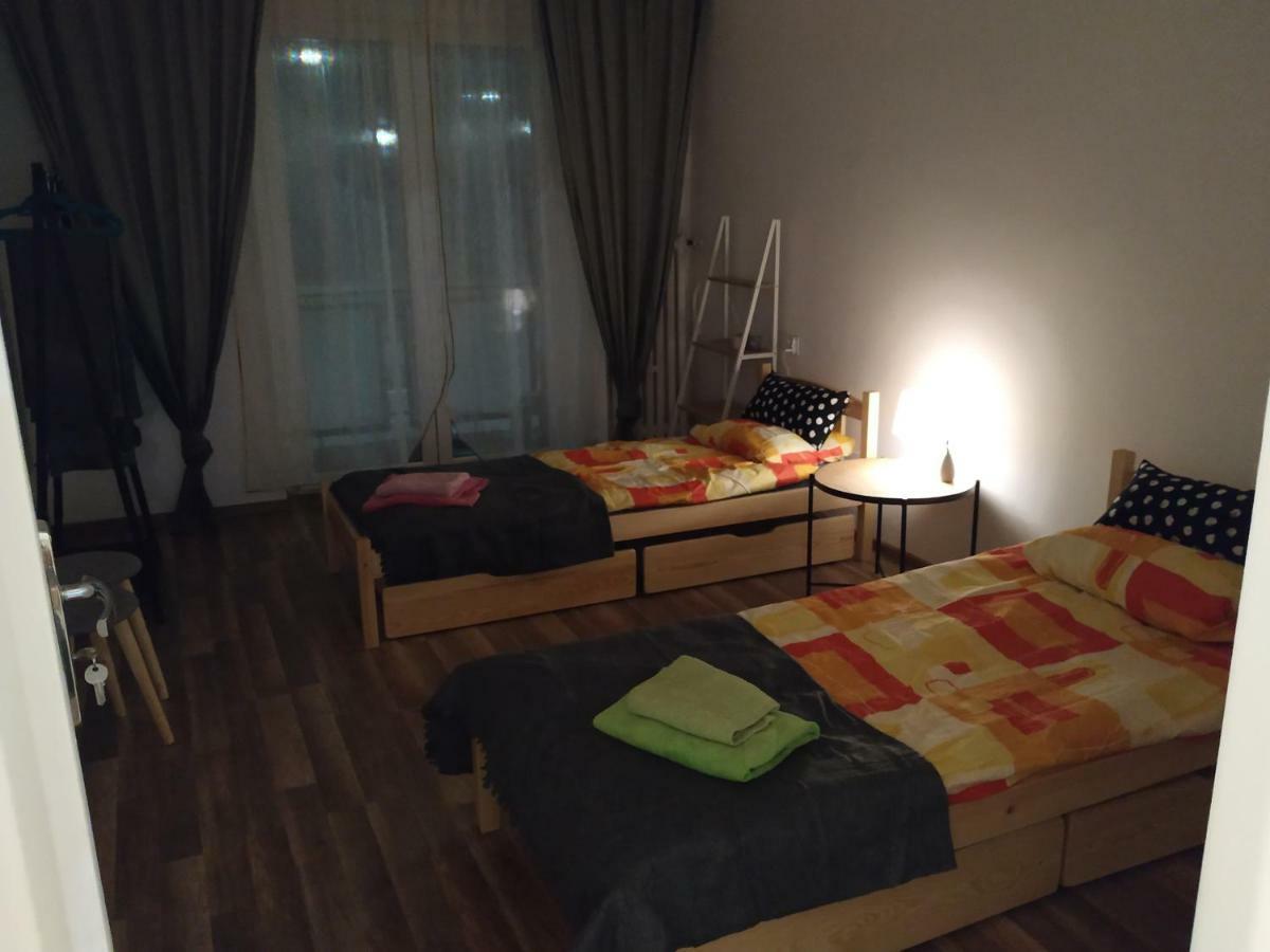 Klimatyczny Apartament Hotel Катовице Екстериор снимка